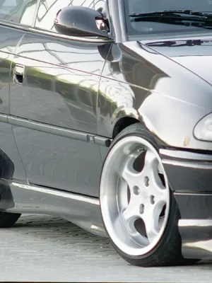 Časově Omezené Rieger boční práh mont. strana levá pro Opel Astra F 3-dvéř., 5-dvéř., plast ABS bez povrchové úpravy